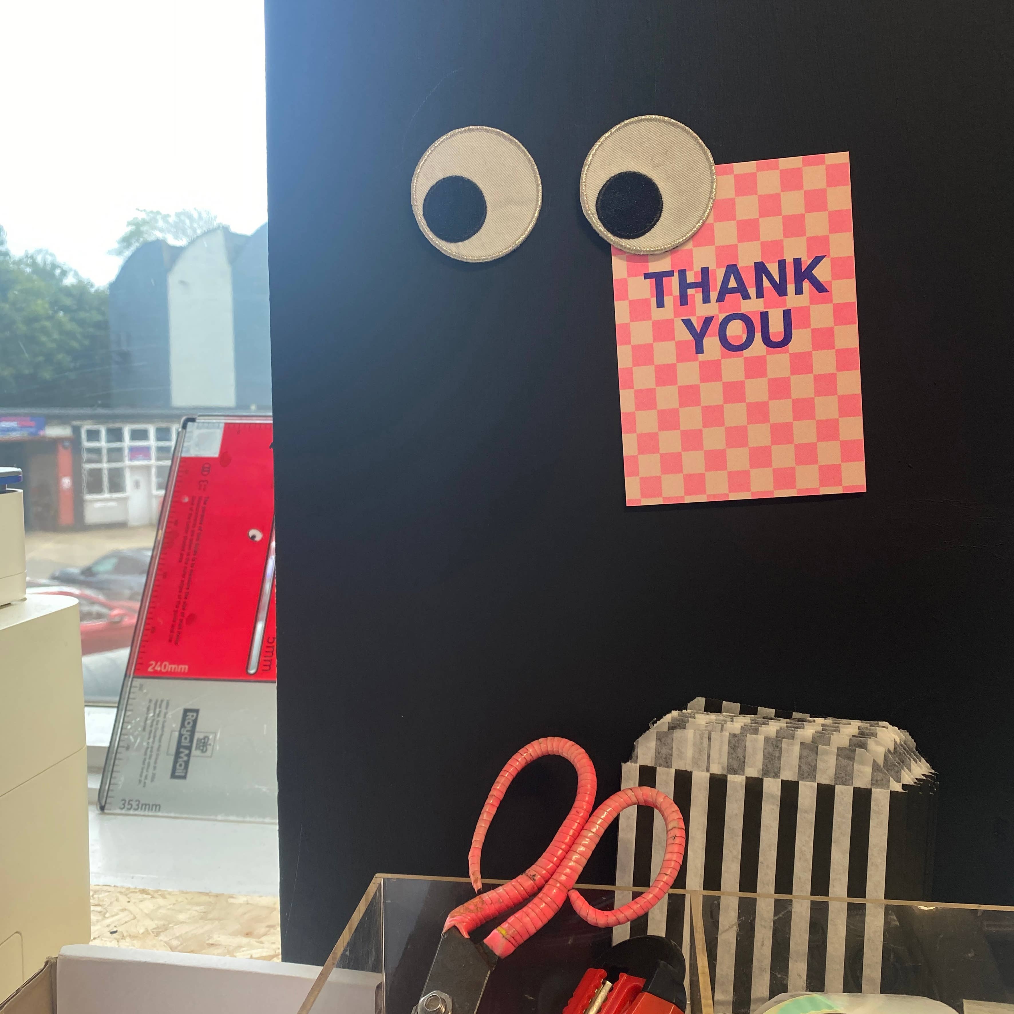 Petra Boase Ltd (US Duties Paid) – wholesale Magnet – Googly Eye Novelty Magnets 1