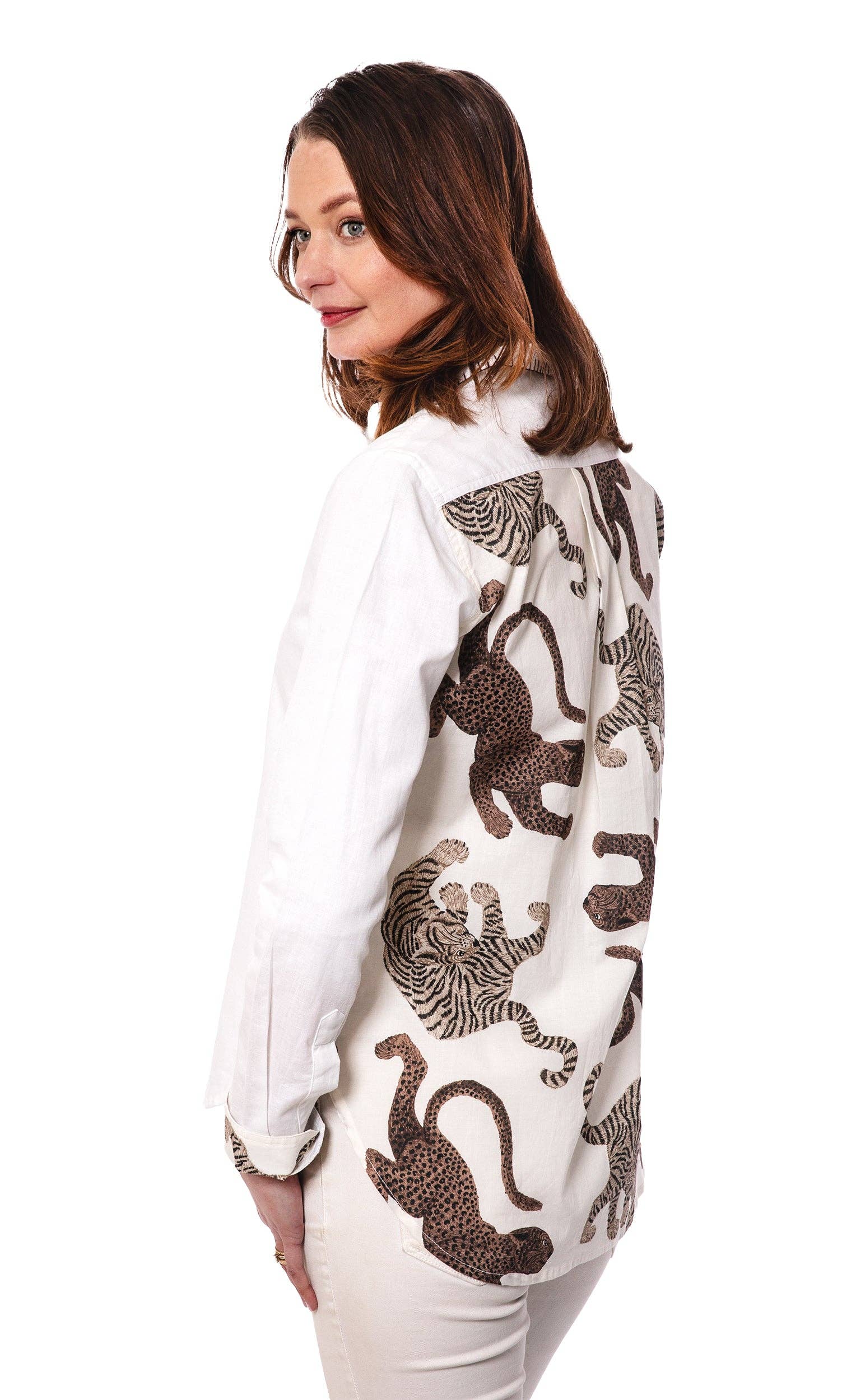 Dizzy-Lizzie – Engroshandel Skjorte med buttondown – til kvinder – Chesapeake katte på ryggen1