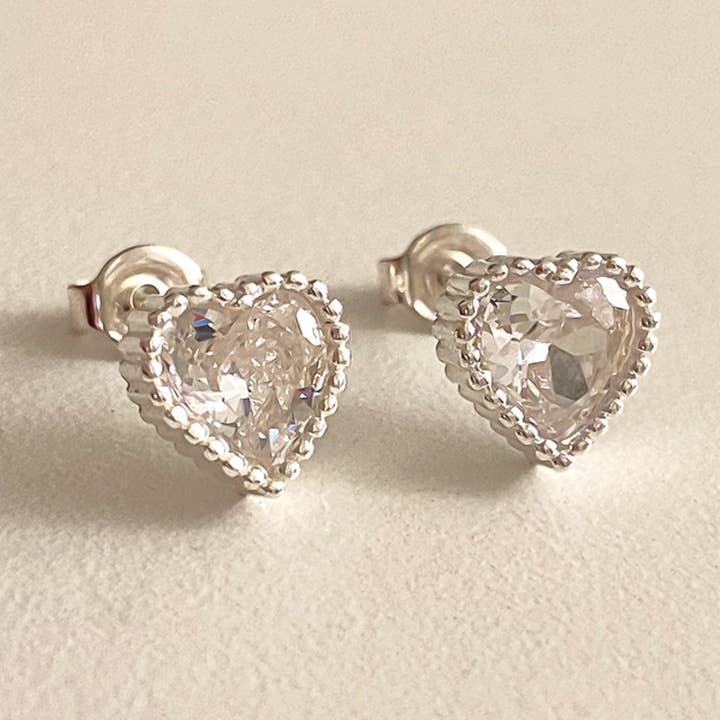 Hjerte Solitaire Ørestikker for engroshandel hos Cult Mystique