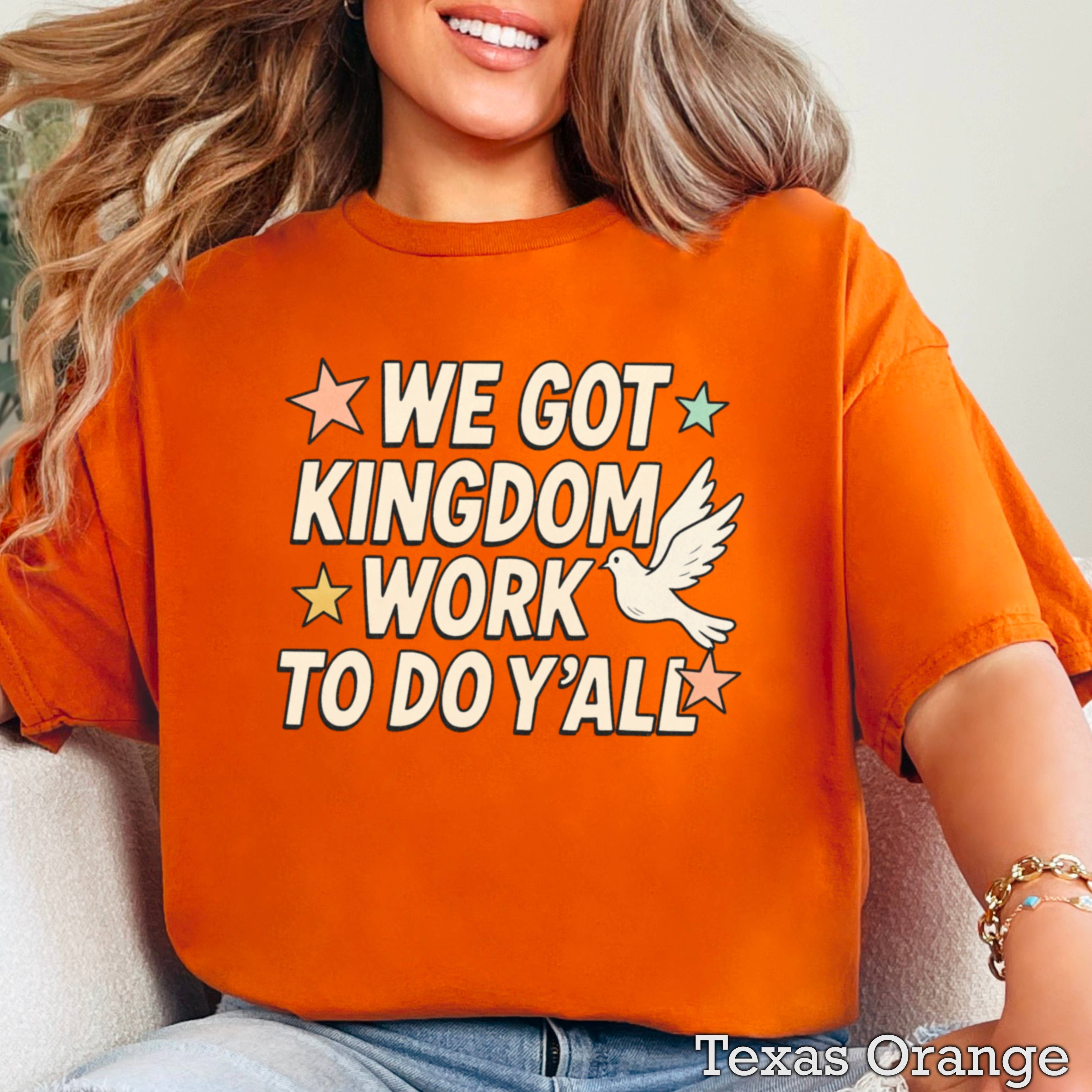 Shoppe SHC - Vente T-shirt à imprimés – femme - Nous avons du travail de royaume à faire T-shirt graphique chrétien | Gildan24