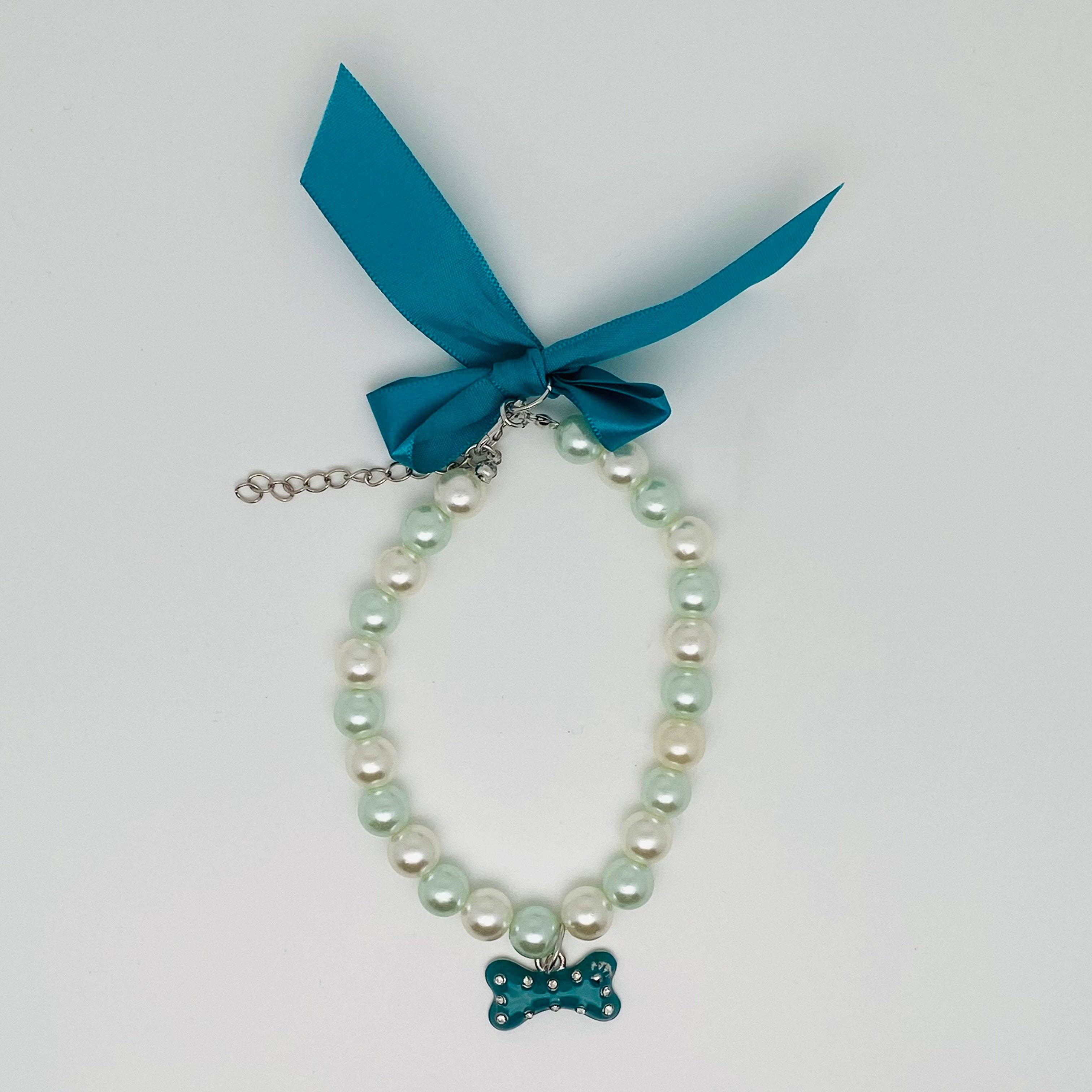 Mio Queena - Wholesale Pet Collar - Cat/Dog - Rhinestone Bone Necklace Bow Pet Pearl Collar1