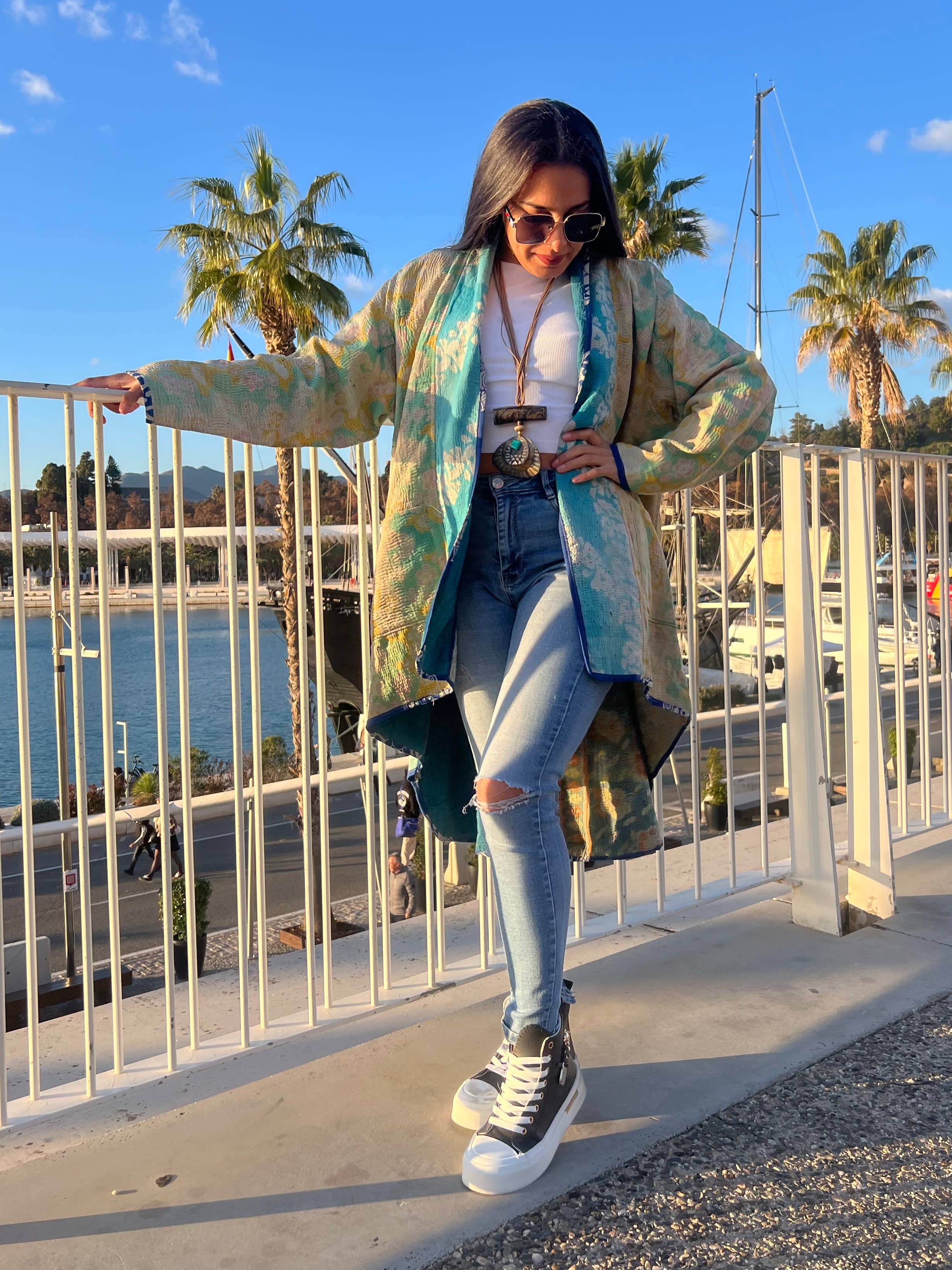 Kinomy - Wholesale Jacket - Women's - Asymmetrical Reversible Tie-Dye Jacket for Curvy Women.5