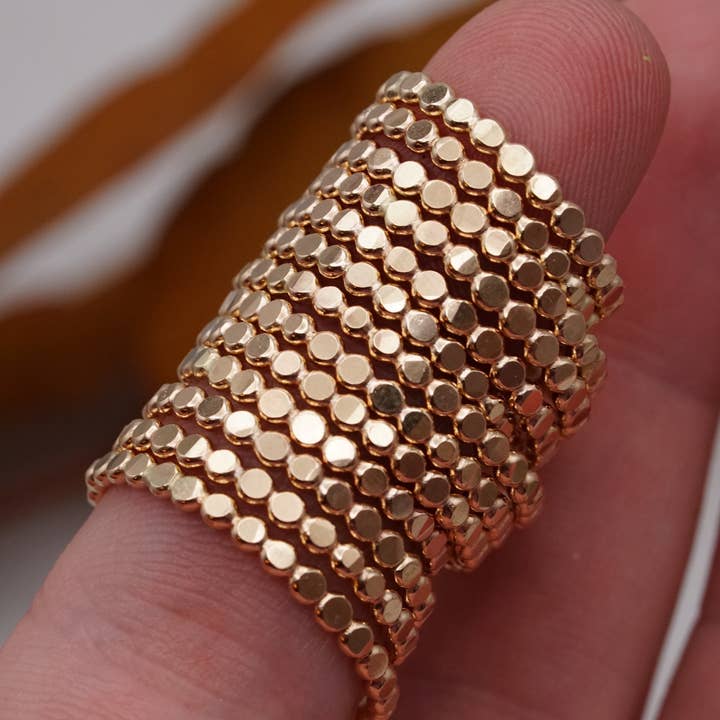 Kundi & Co - Wholesale Band/Stacked Ring - Dott