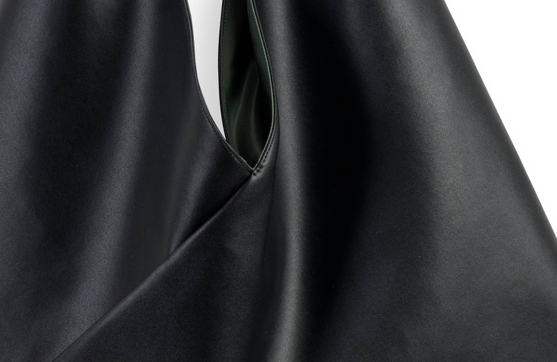 IN-ZU - Venta al por mayor Bolso con correa - Mujer - BEVEL BAG - Bolso de hombro1