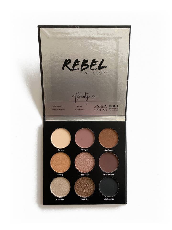 Silver "beauty Is" Eyeshadow Palette for wholesale by Lia Reese Canada