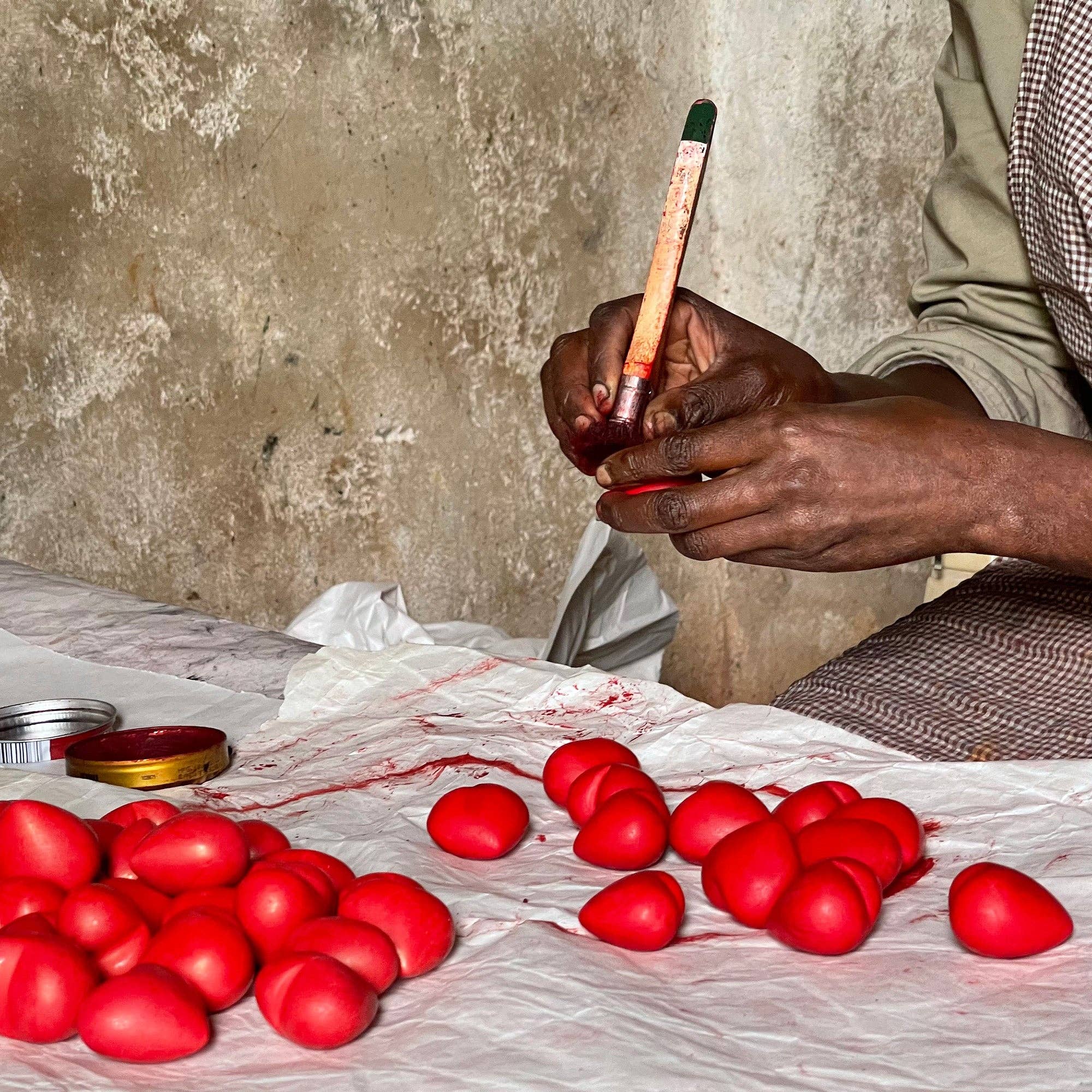 Global Crafts – wholesale Jewellery dish – Soapstone Heart Trinket Bowl - Medium - Red Acacia Tree7