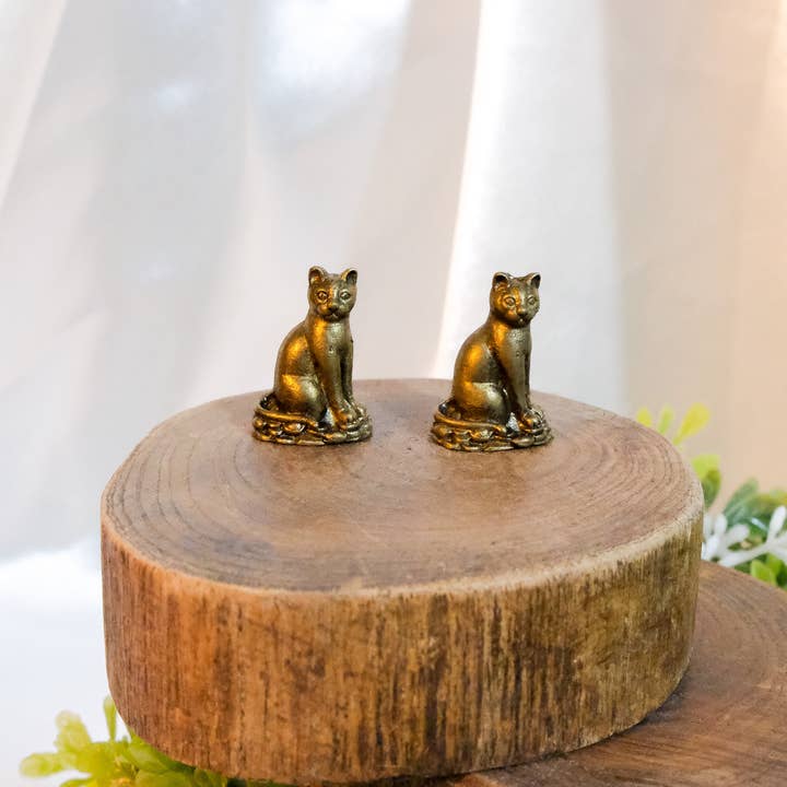 Karma Nepal Crafts - Wholesale Decorative Figurine - Handmade Mini Animal Brass Statue