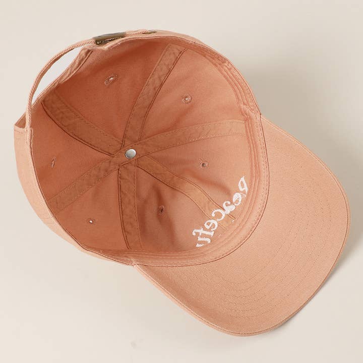 Fashion City – Engroshandel Baseballkasket - Unisex – Broderet baseballkasket med teksten "Peaceful Mind"11