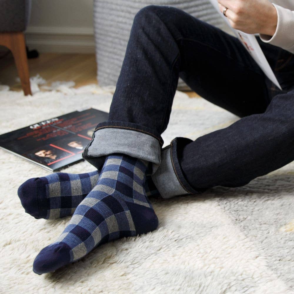 Black Heathered Grey 15-20 mmHg Cotton Compression Socks: Montana Plaid Navy for wholesale on Faire4
