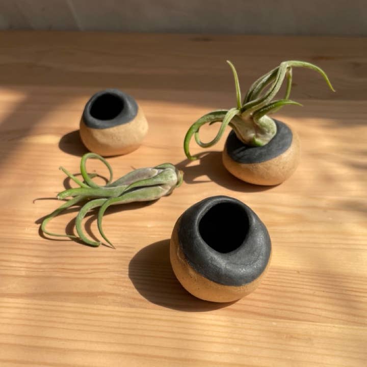 Kota Sky Studio - Wholesale Plant Pot - Pinch Vessel0