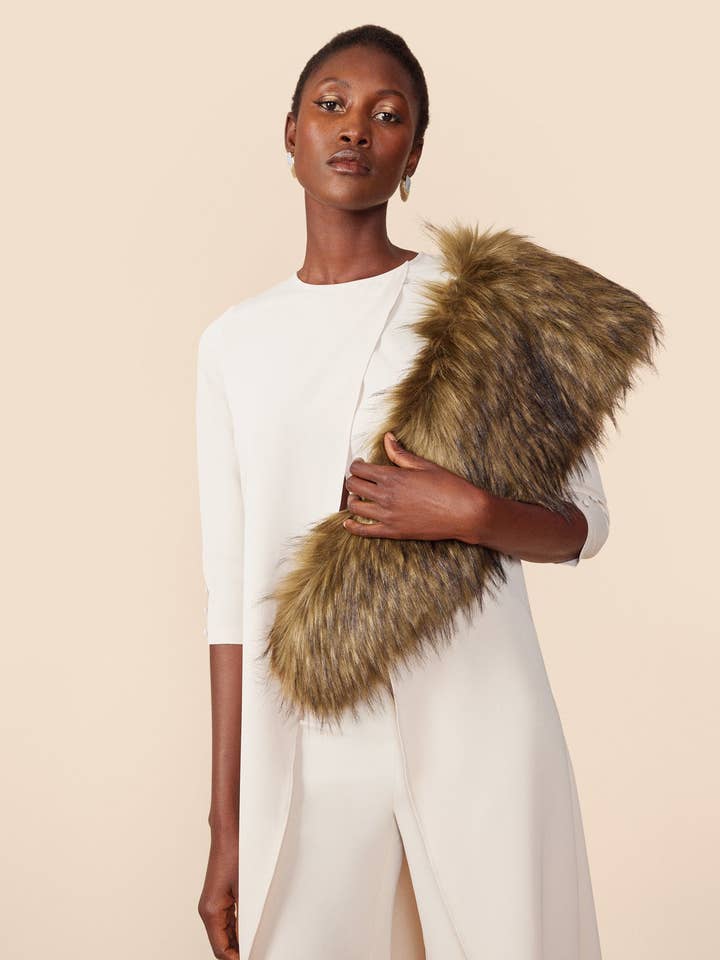 Bruna - Vente Manteau en fourrure/fausse fourrure – femme - Étole Leah Verte · Allégorie ·0