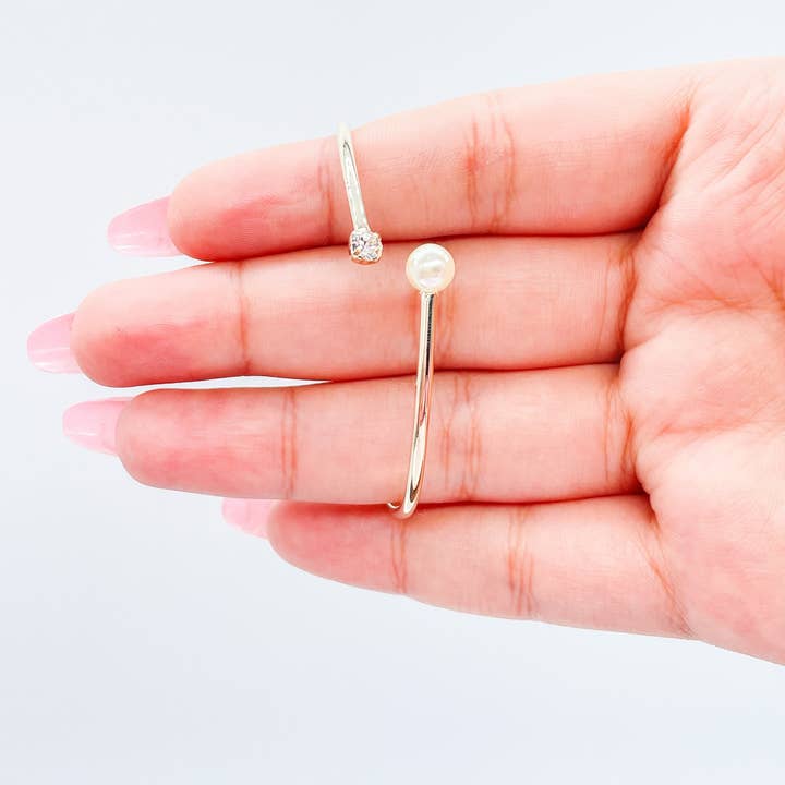 Milie - Vente Bracelet manchette - Bracelet Manchette Fin 18k GF avec Extrémités en Pierre et Perle4