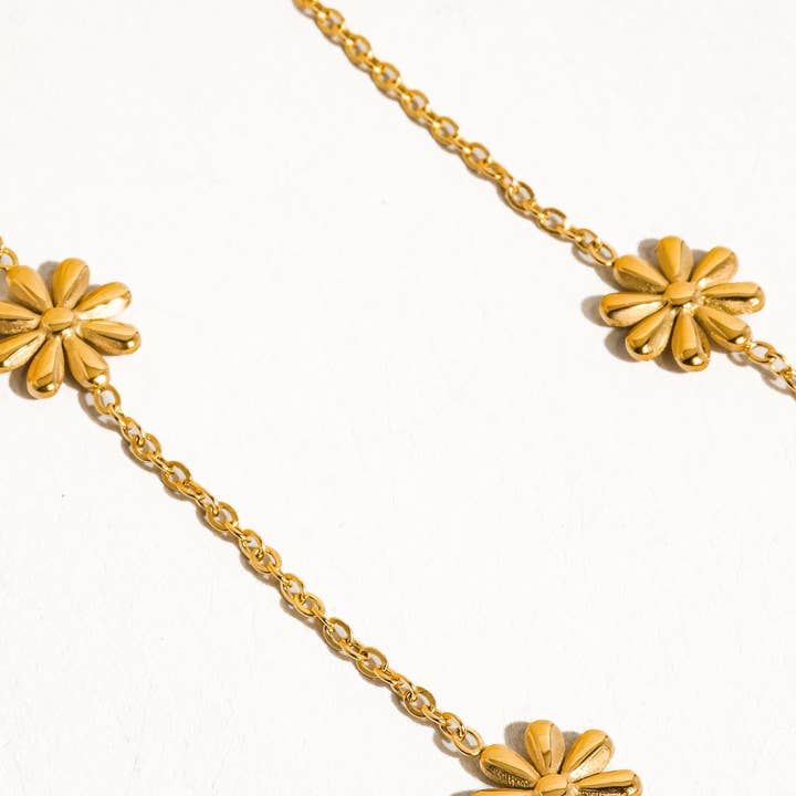 Yellow Gold Sundown Non-Tarnish Festival Daisy Chain Necklace for wholesale on Faire2