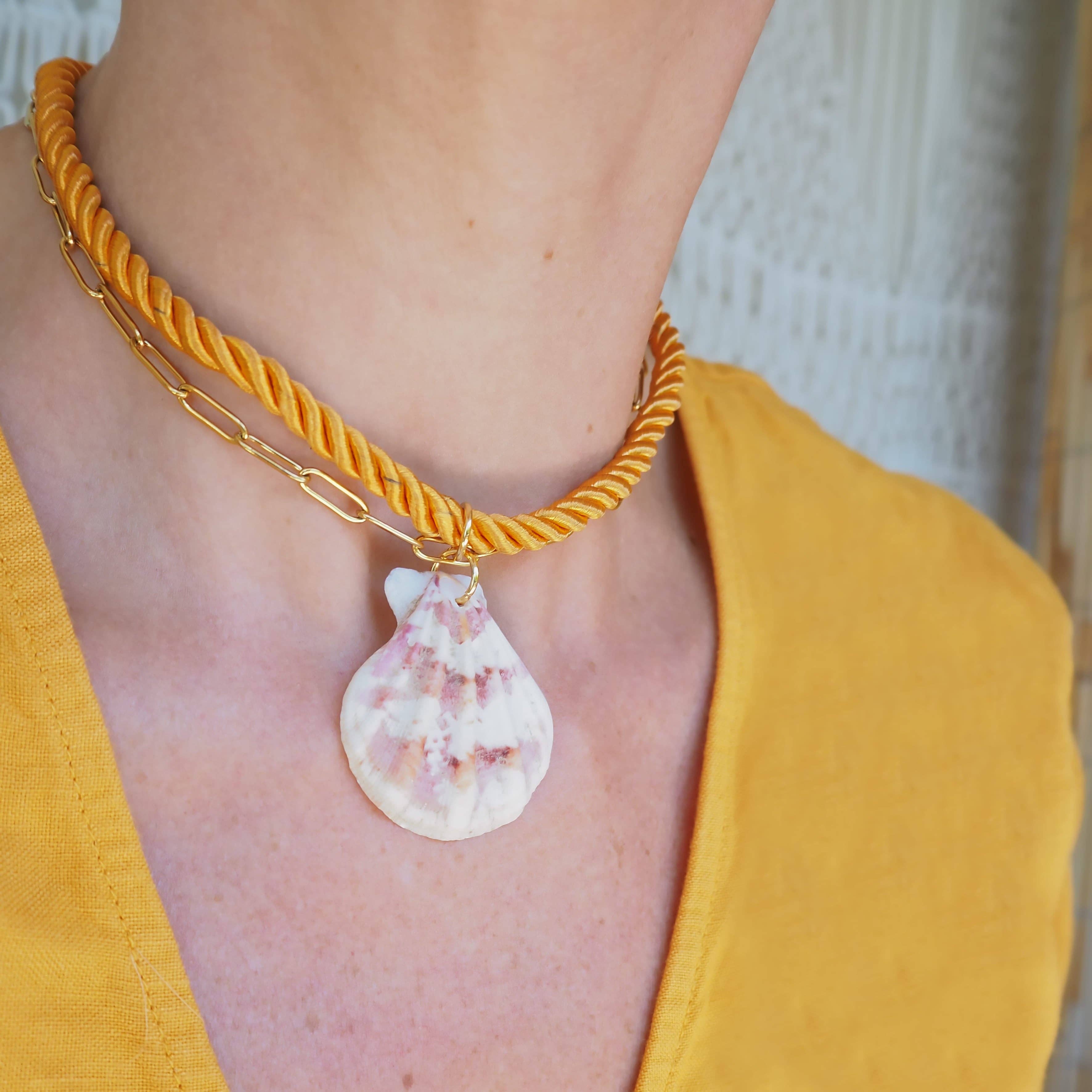 CIAO.STUDIOS - Wholesale Pendant/Charm Necklace - SHELLDEALER NECKLACE1