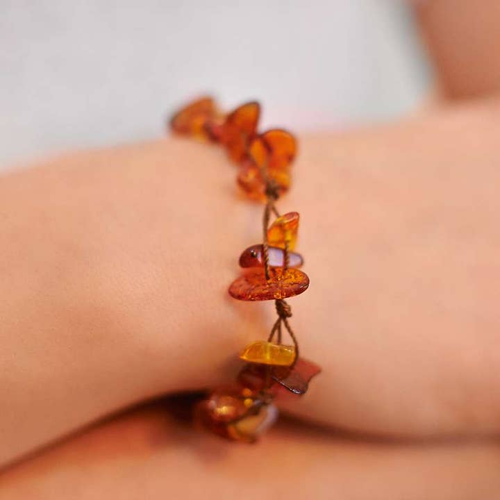 Pulseira Âmbar Natural Pulseira Minimal com nós Báltico Cru por atacado de Marcin Waryszak