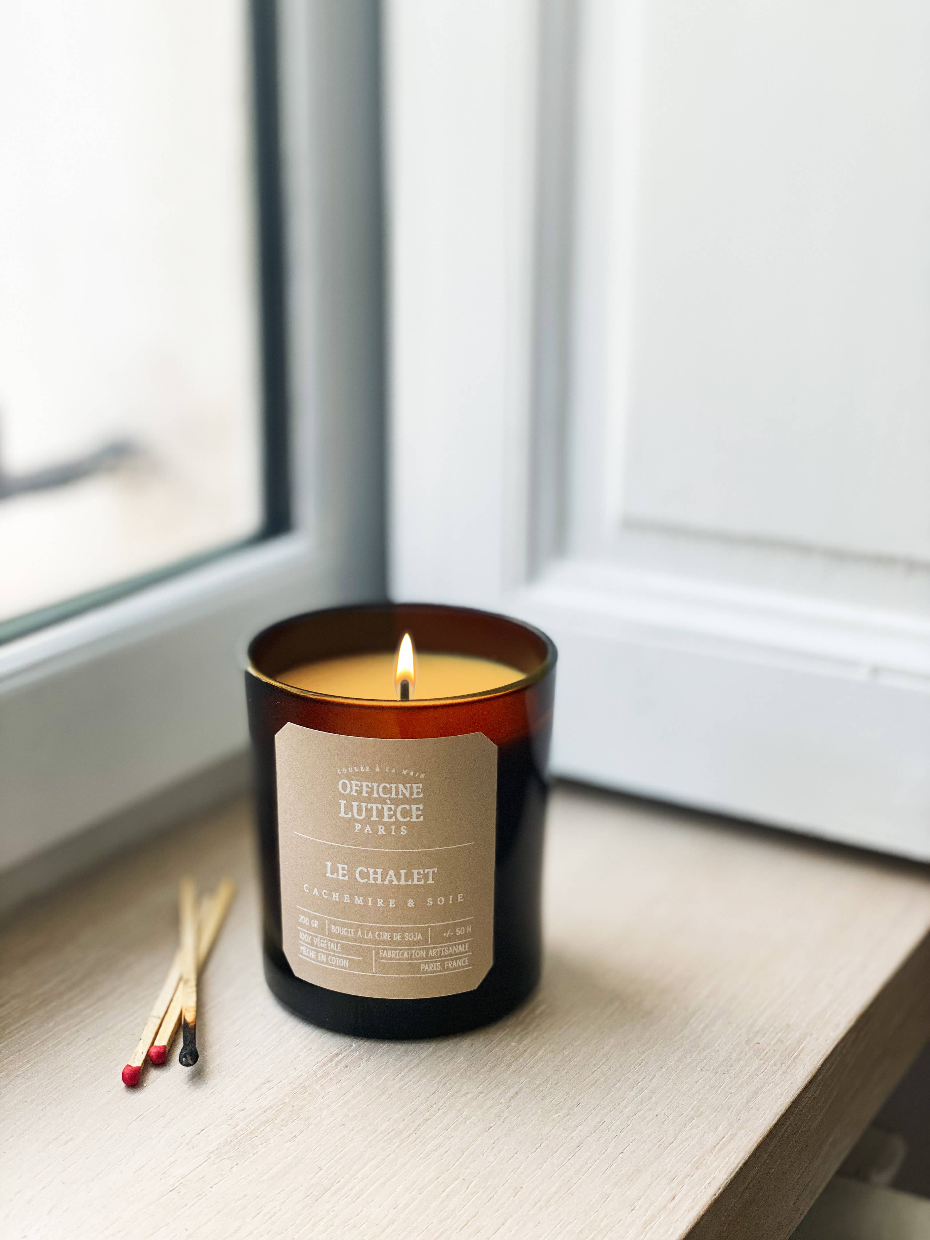 Officine Lutèce – wholesale Jar/filled candle – Scented Candle The Chalet - Cashmere & Silk - Winter6