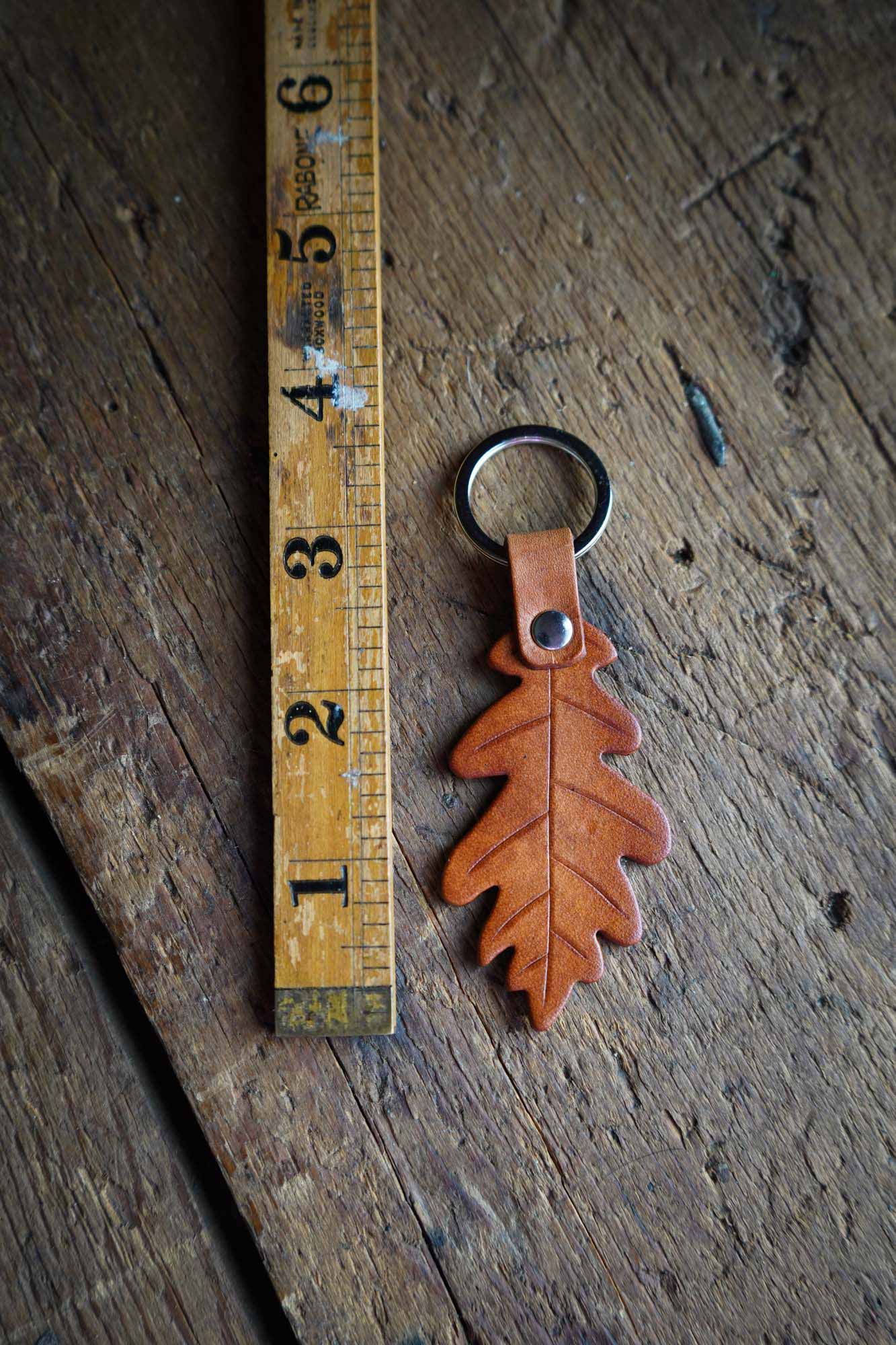 Hammerthreads - Wholesale Keychain - Unisex - Oak Leaf Browns- Leather Keychain0
