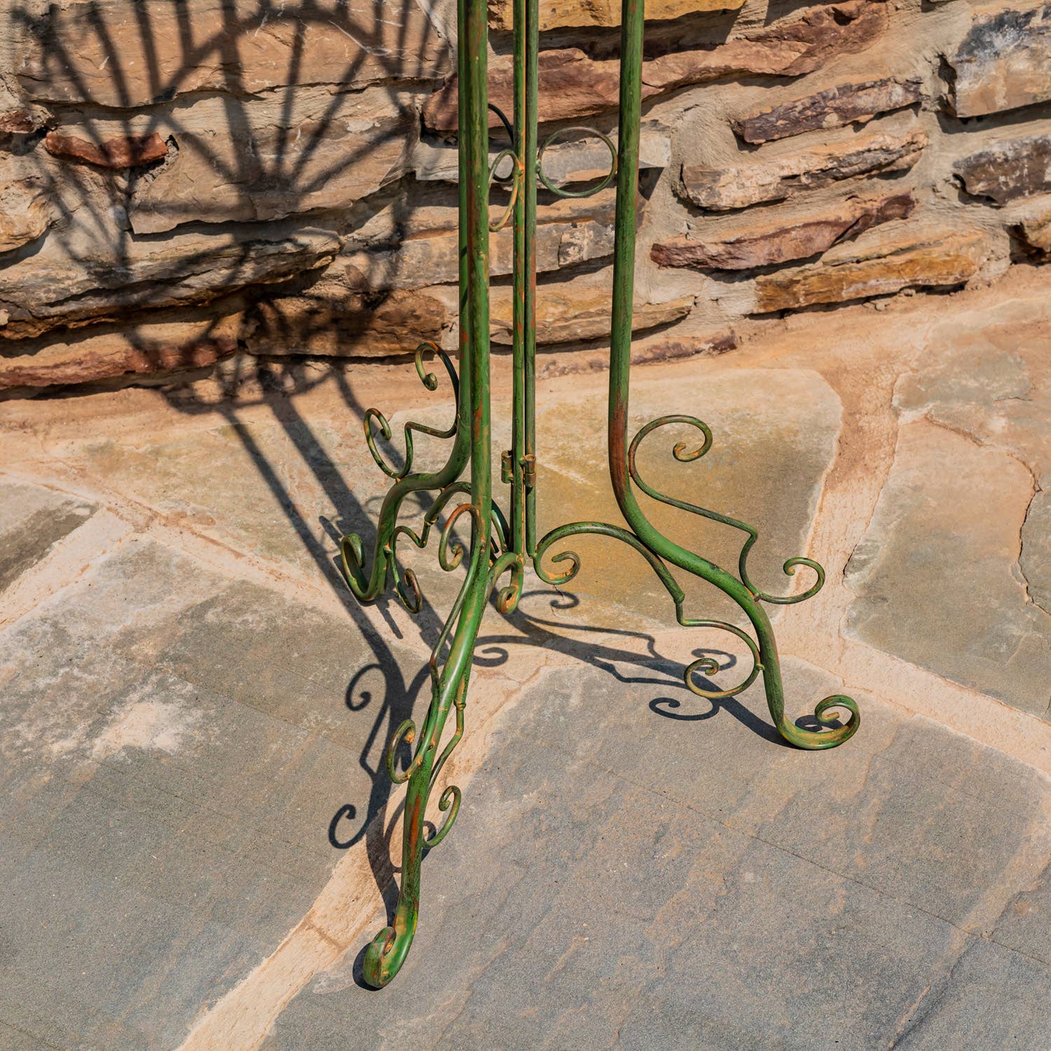Zaer Ltd. International - Wholesale Plant Pot Stand - Standing Iron Pedestal Plant Stands in Green- 3 Sizes3