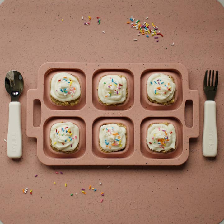 Minika - Wholesale Cupcake/Muffin Pan - Foldable cupcake mould - Stone2