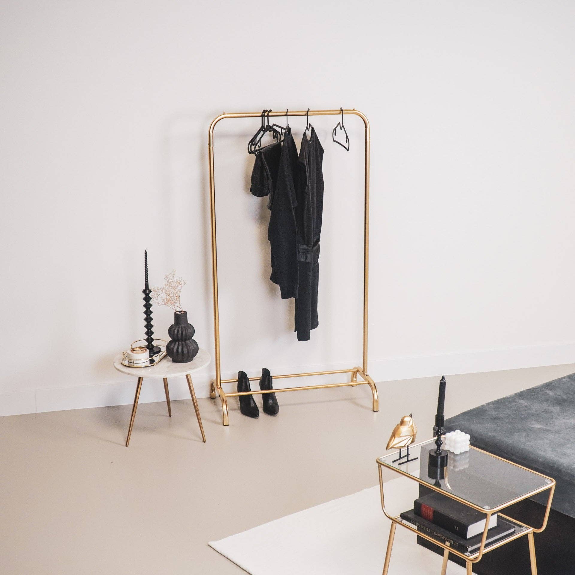 Housevitamin bv - Wholesale Coat Rack - Clothrack - Metal - Gold - 80x40x150cm5