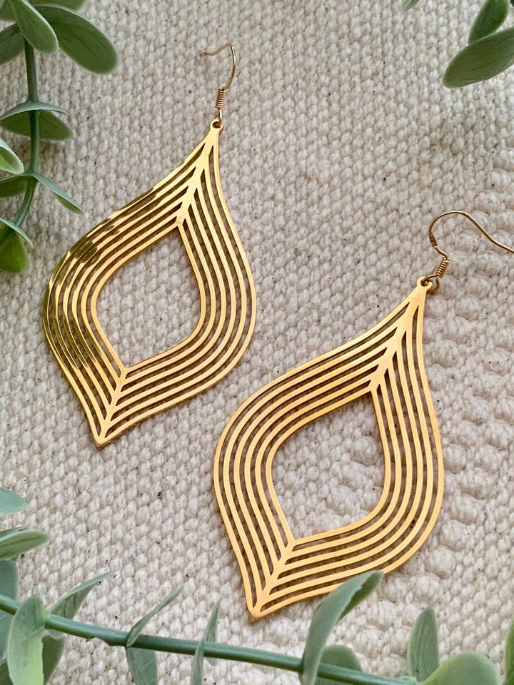 glam diamond earrings for wholesale by of books & hooks