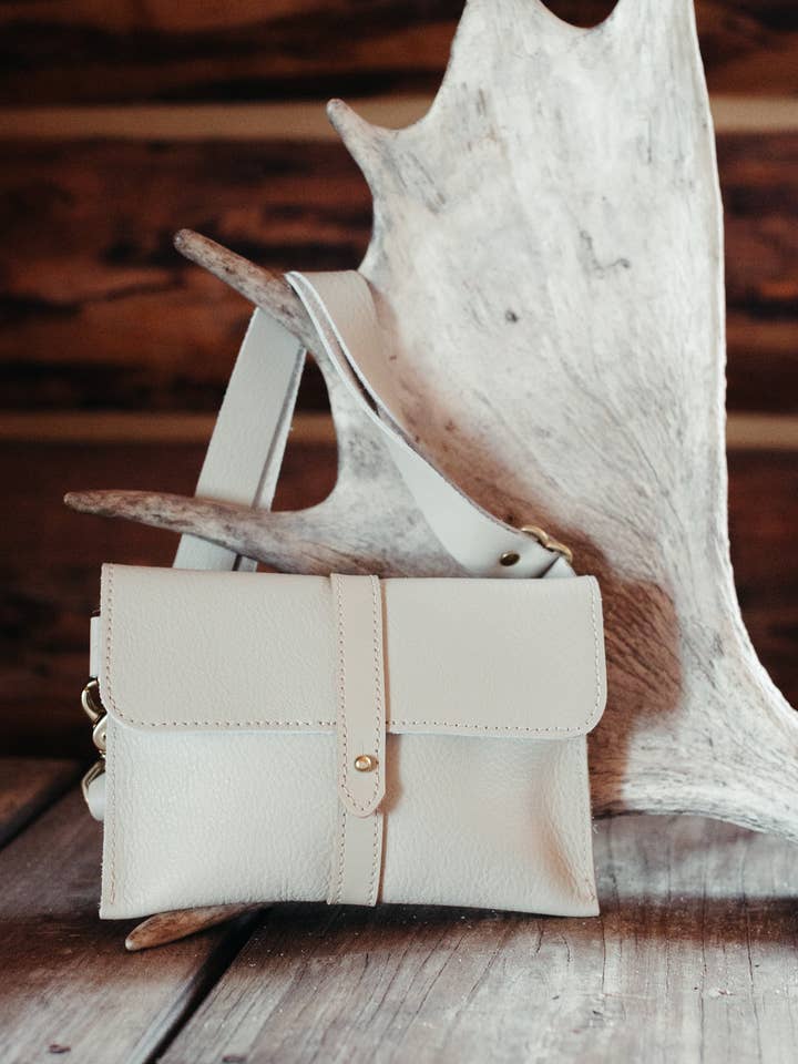 WHOLESALE HIP POUCH for wholesale by Crossbow Leather