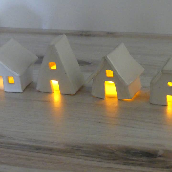 Design by Pouneh - Wholesale Christmas Decoration - Handmade ceramic little village , Christmas decor5