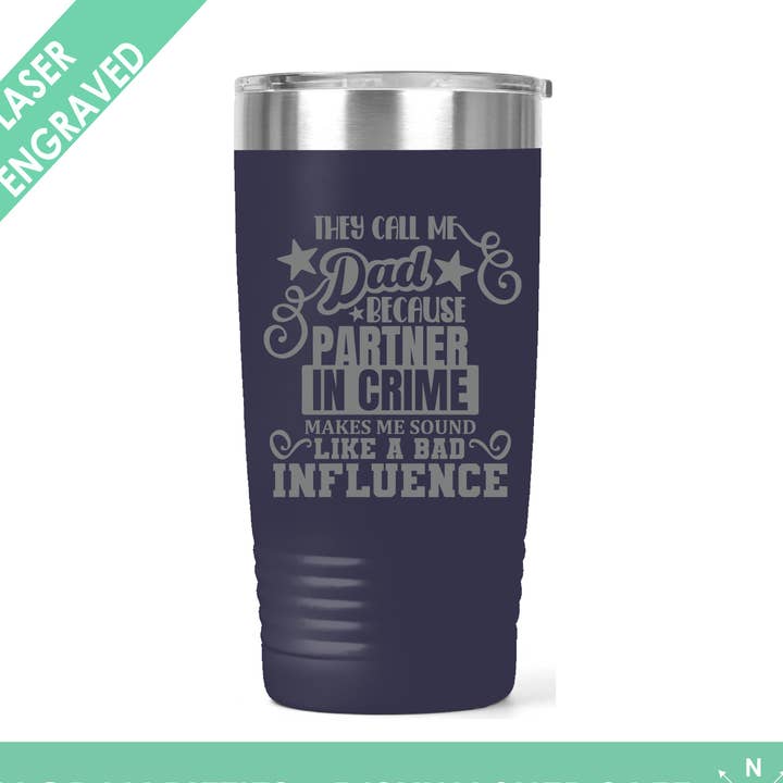 Ze noemen me vader omdat partner in Crime - Vaderdag voor wholesale door Northern Country Girl Designs, LLC