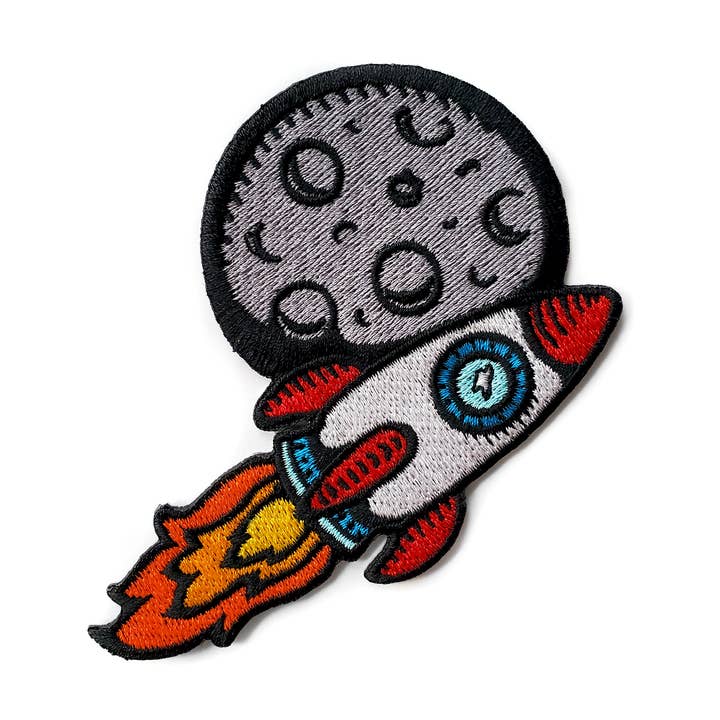 Kolorspun Pins - Vente Écusson - Écusson thermocollant « To The Moon Rocket Ship »0