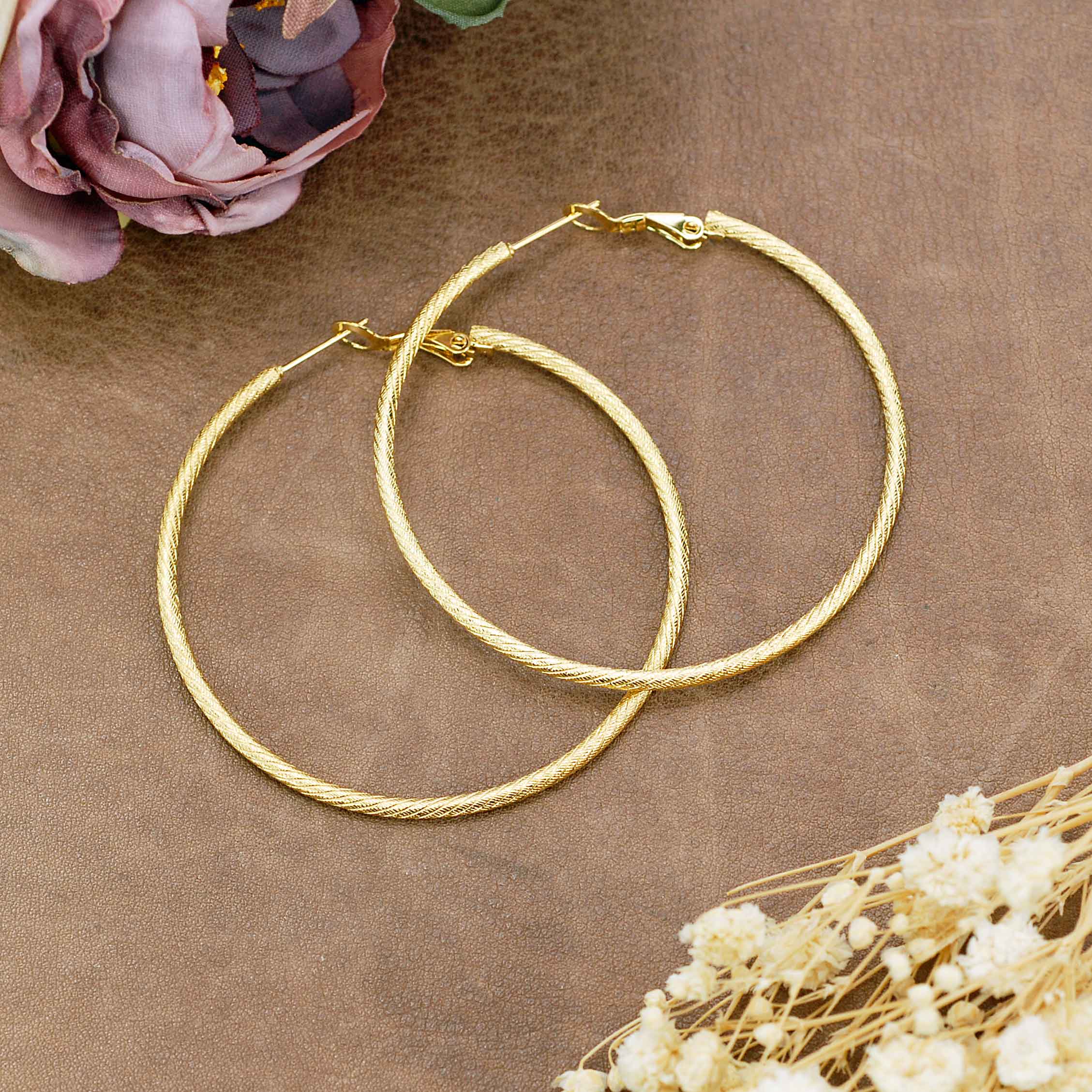 Merveilles du Monde - Wholesale Jewelry Set - Set of 16 pairs of stainless steel hoop earrings10