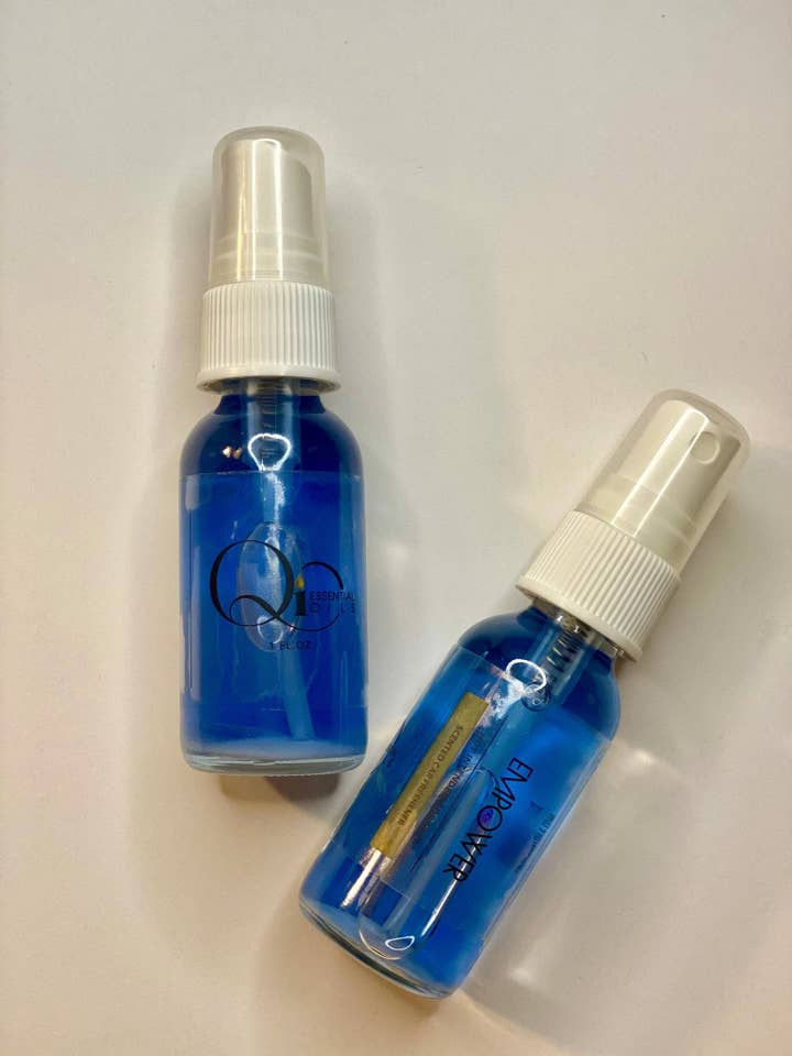 Potenziare per la vendita all'ingrosso da parte di Qi Essential Oils