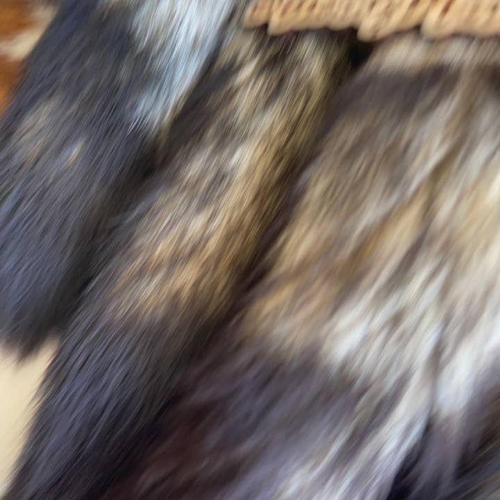Broads Market - Wholesale Decorative Tabletop Object - Knit Fox Tails