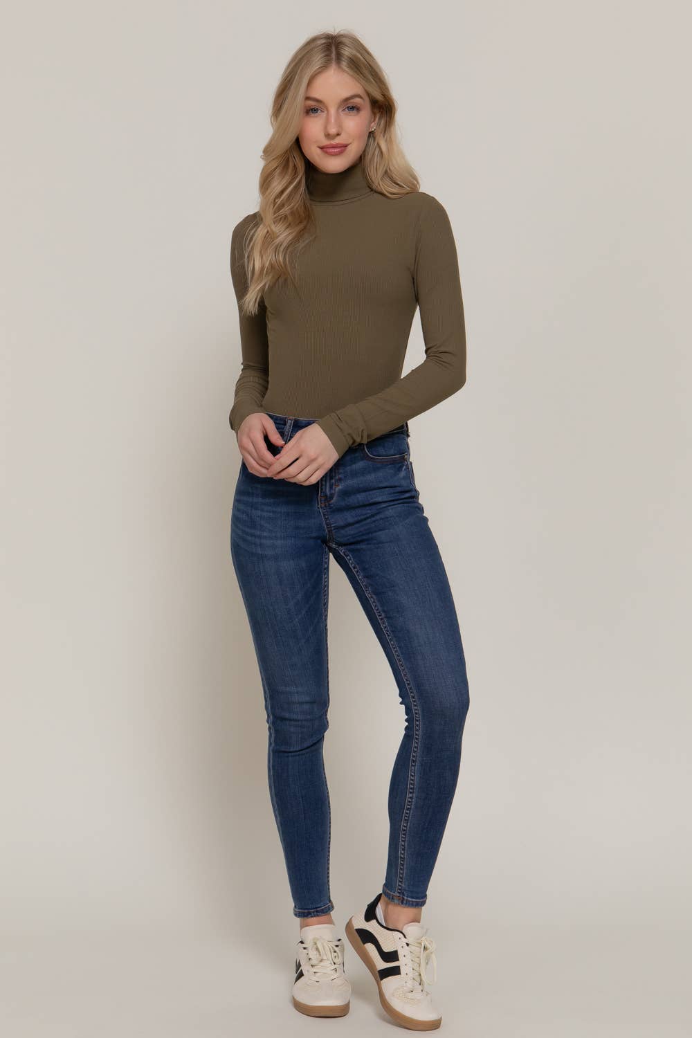 Active Basic | Active USA - Vendita all'ingrosso Body - Donna - Body a coste in rayon con collo alto e maniche lunghe20