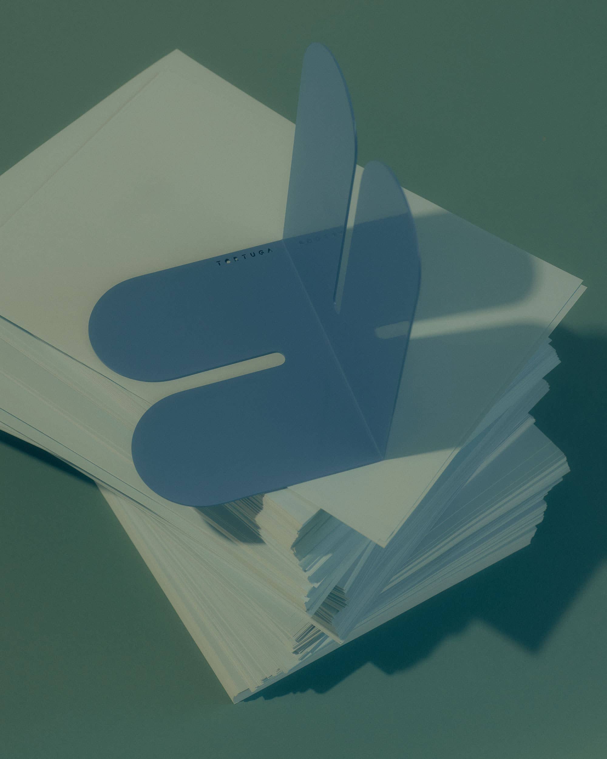 Tortuga Forma - Wholesale Bookend - Sky Bookend, Large1