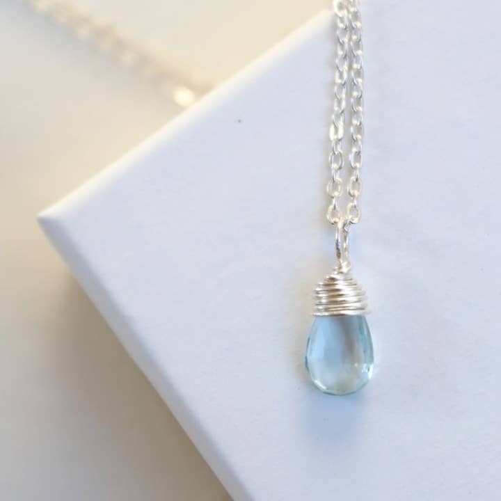 Positiva Jewelry - Wholesale Pendant/Charm Necklace - Silver necklace with aquamarine pendants0