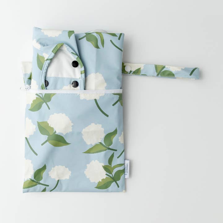 Calla & Friends - Wholesale Bib - Baby - The Grayson Long Sleeve Bib - Hydrangeas6