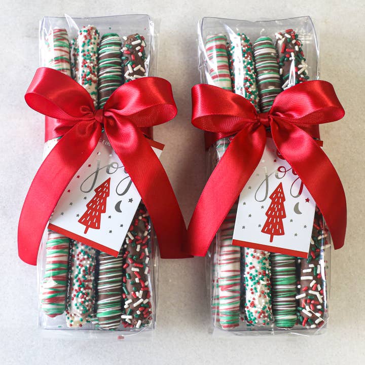 Maggie Lyon Chocolatiers - Wholesale Chocolate Covered Sweets - 8pc Milk & White Chocolate Covered Holiday Pretzel Rods
