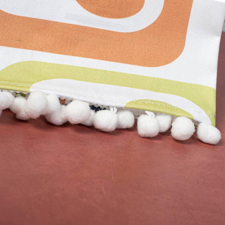 Mod Lounge Paper Company – wholesale Kökshandduk – Circle in Squares Mid Century Modern kökshandduk med trim3