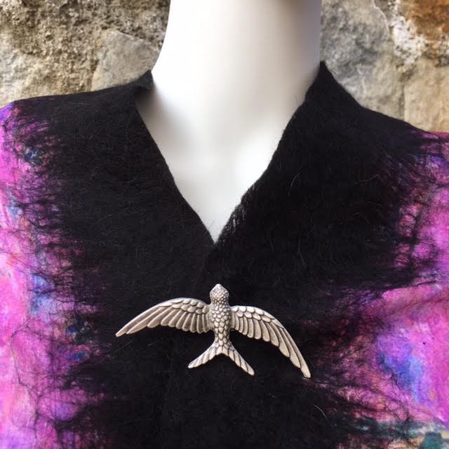 Soaring Swallow Brooch for wholesale by Volare