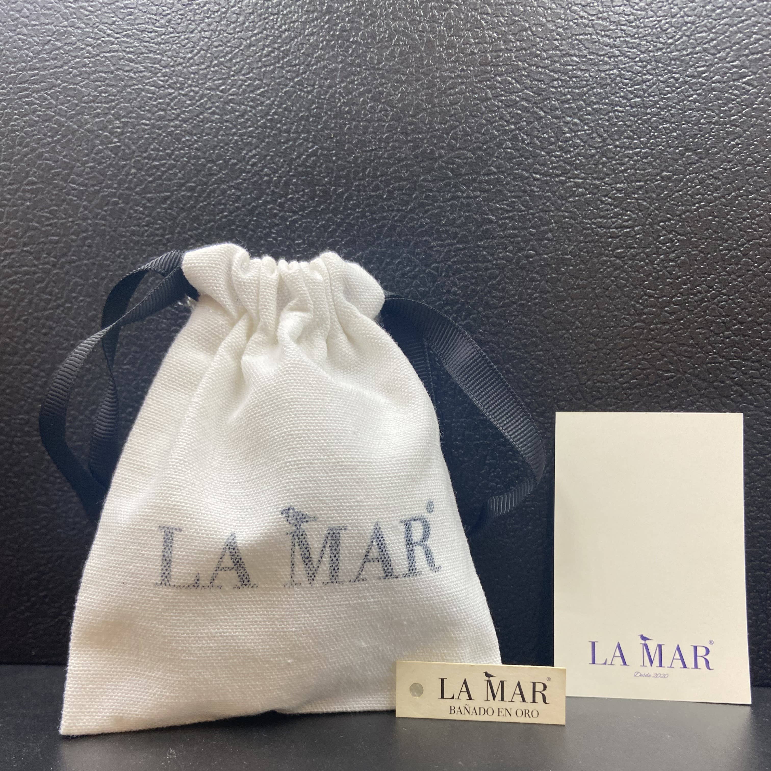 LA MAR - Vendita all'ingrosso Anelli cocktail/statement - Anello PIET placcato in oro - Design con carattere11