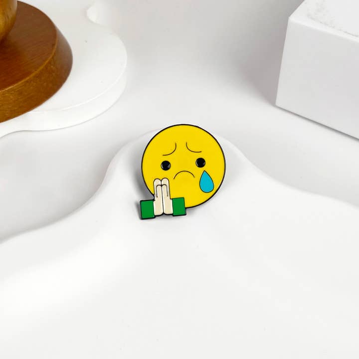 SoapElenGlen – Engroshandel Broche – Emoji-nål, metalbroche