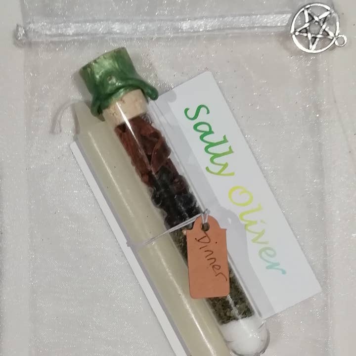 Spreukenset voor kerstdiner, hekserij, spreuk tube, kaars voor wholesale door Sally Oliver