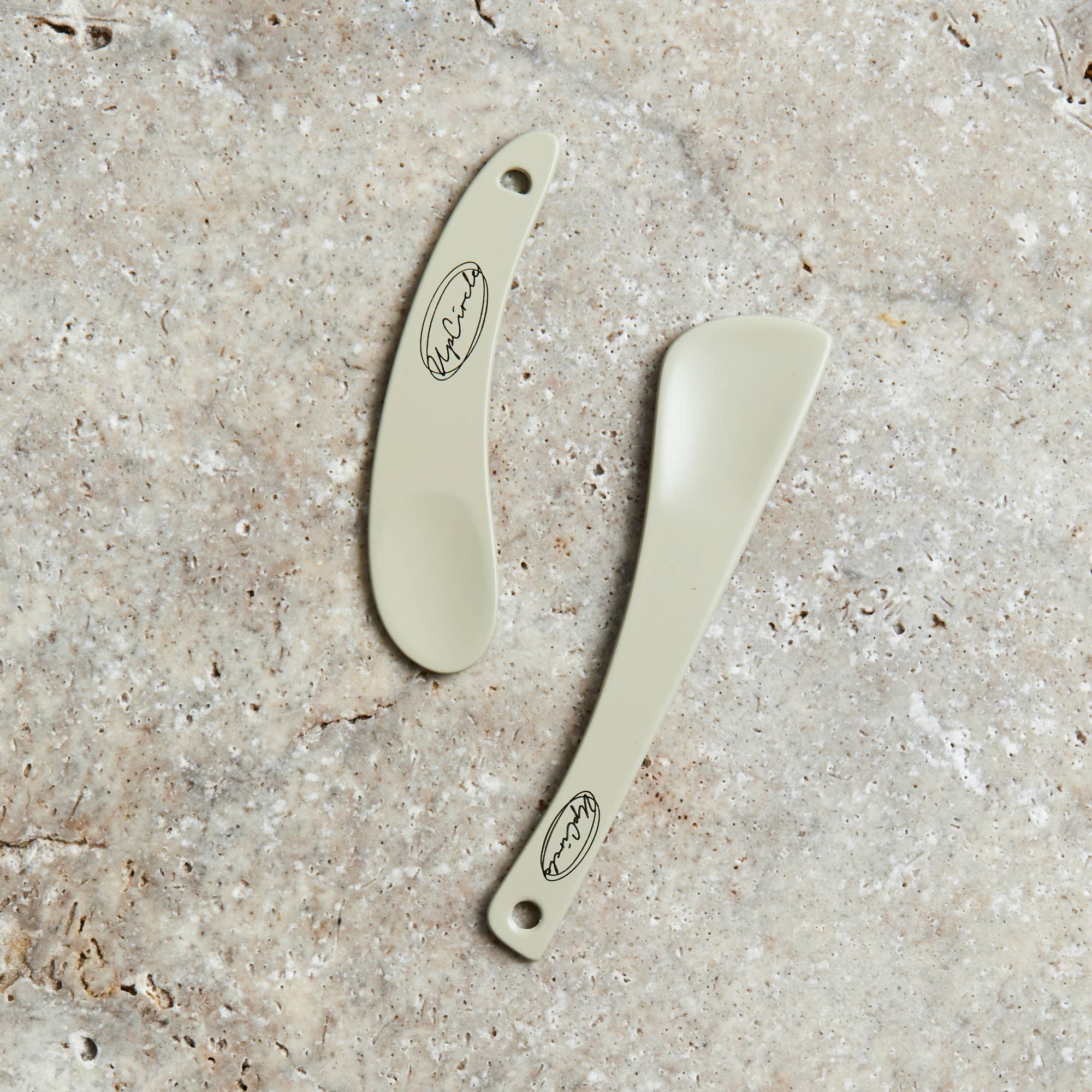 UpCircle USA - Wholesale Mask Applicator Brush/Tool - Zero Waste, Sustainable + Reusable - 2 Cosmetic Spatulas2