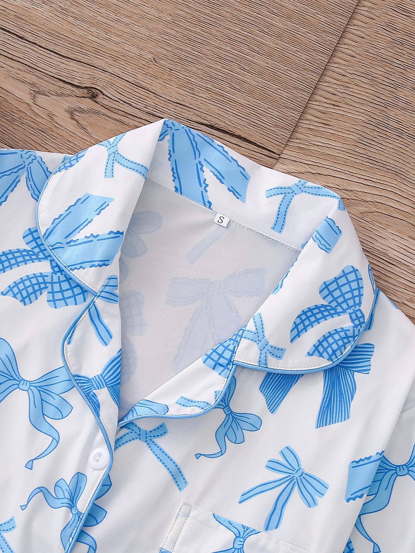 Rosa Clothing - Wholesale Sleepwear Set - Women's - Cozy & Soft Cute Bow Print Long Sleeve Pajama Set2