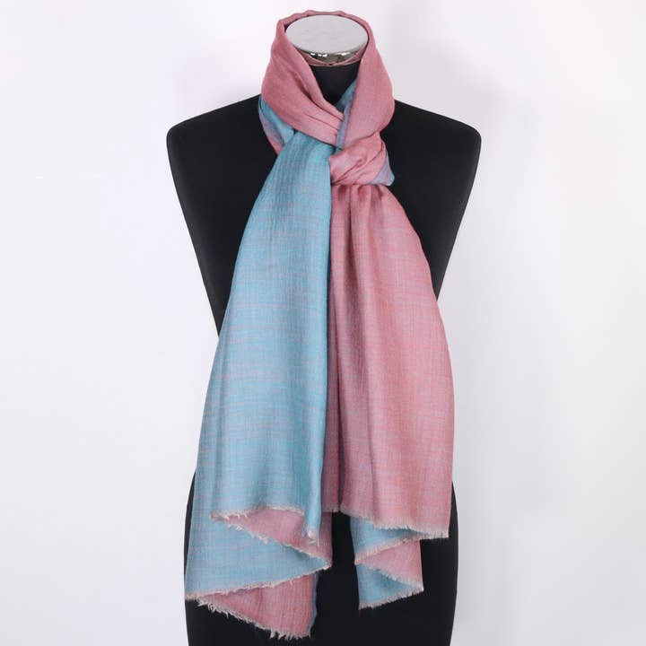 Kennedy Vendbar Cashmere Tørklæde for engroshandel hos Tivello