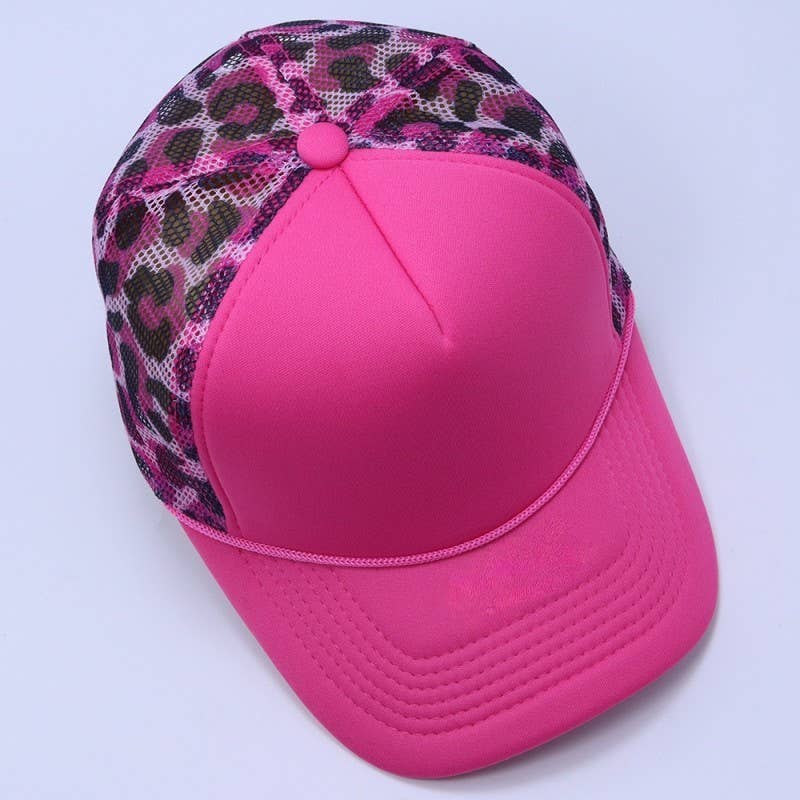 JOSSLYN by wall to wall - Wholesale Trucker Hat - Women's - TRUCKER HAT CHECKER FOAM FRONT ANIMAL MESH CAP | 40HW7404