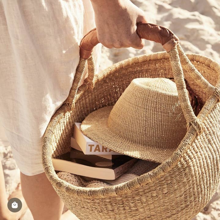 Jungle Direct - Wholesale Basket - Natural Round basket