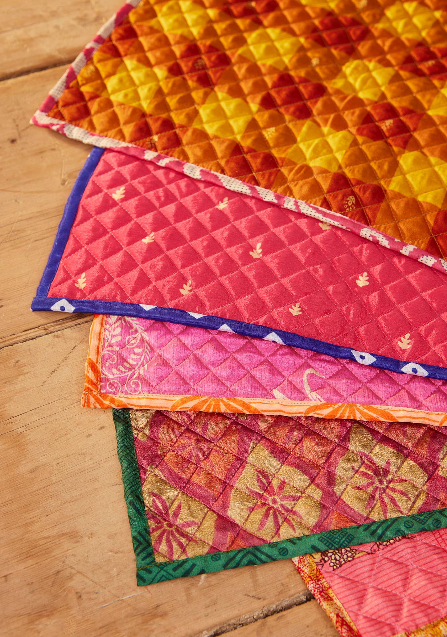 Namaste – wholesale Placemat – Recycled Sari Placemat5