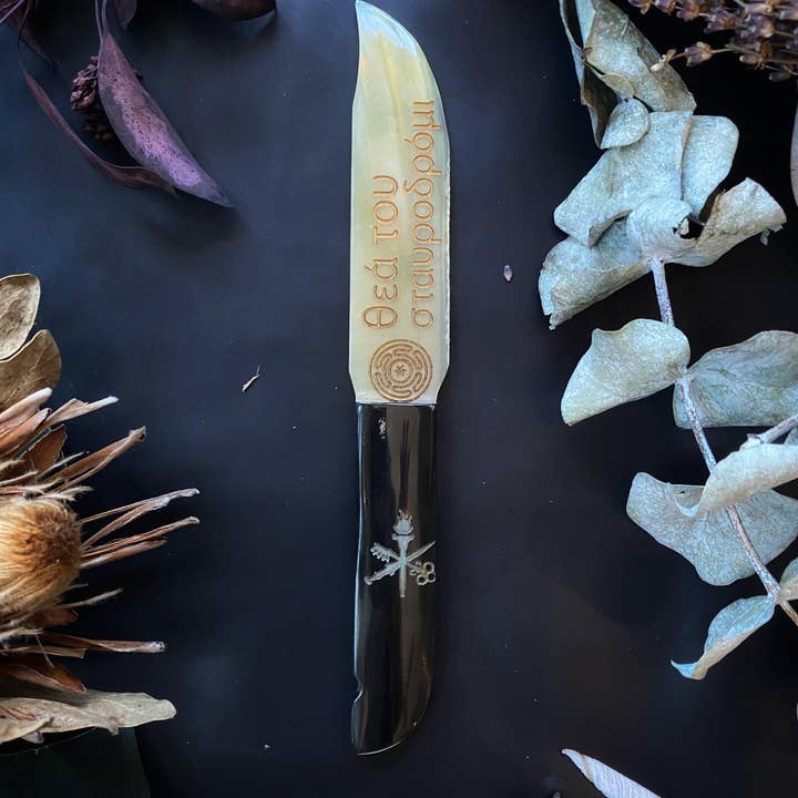 Keven Craft Rituals LLC - Wholesale Spiritual Stone/Crystal - Etched Horn or Bone Ritual Knives, Athames and Tools