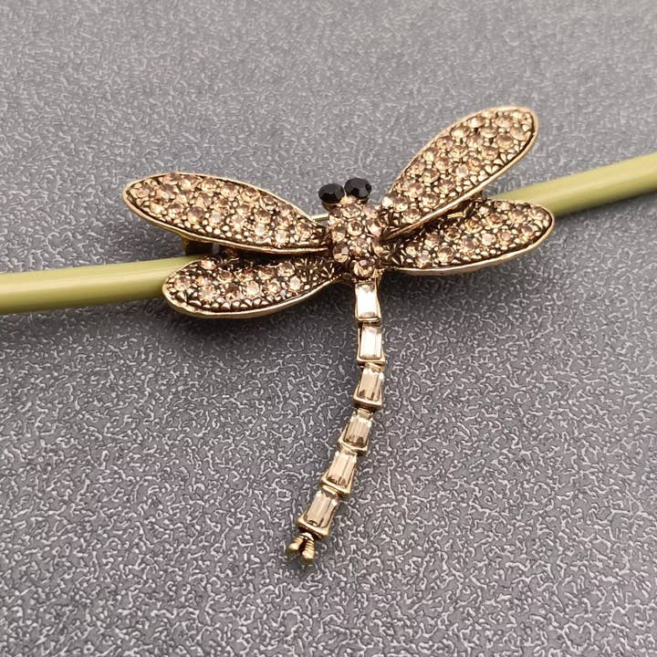 Mio Queena – wholesale Brooch – Rhinestone Dragonfly Brooch2